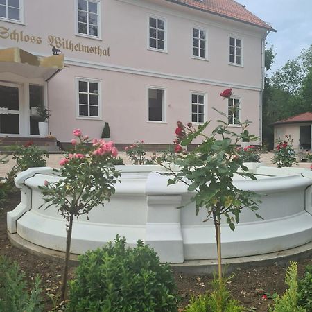 Schlosshotel Wilhelmsthal Calden Exterior foto