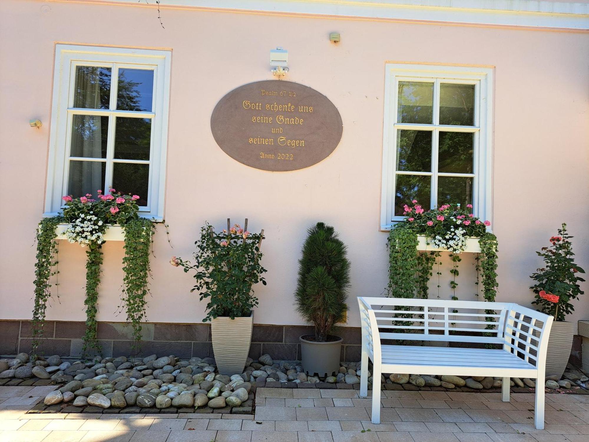 Schlosshotel Wilhelmsthal Calden Exterior foto